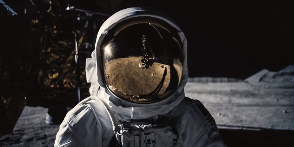 first-man-vfx-feat-image-astronaught-moon-1200x630-c-ar1.91-1200x600